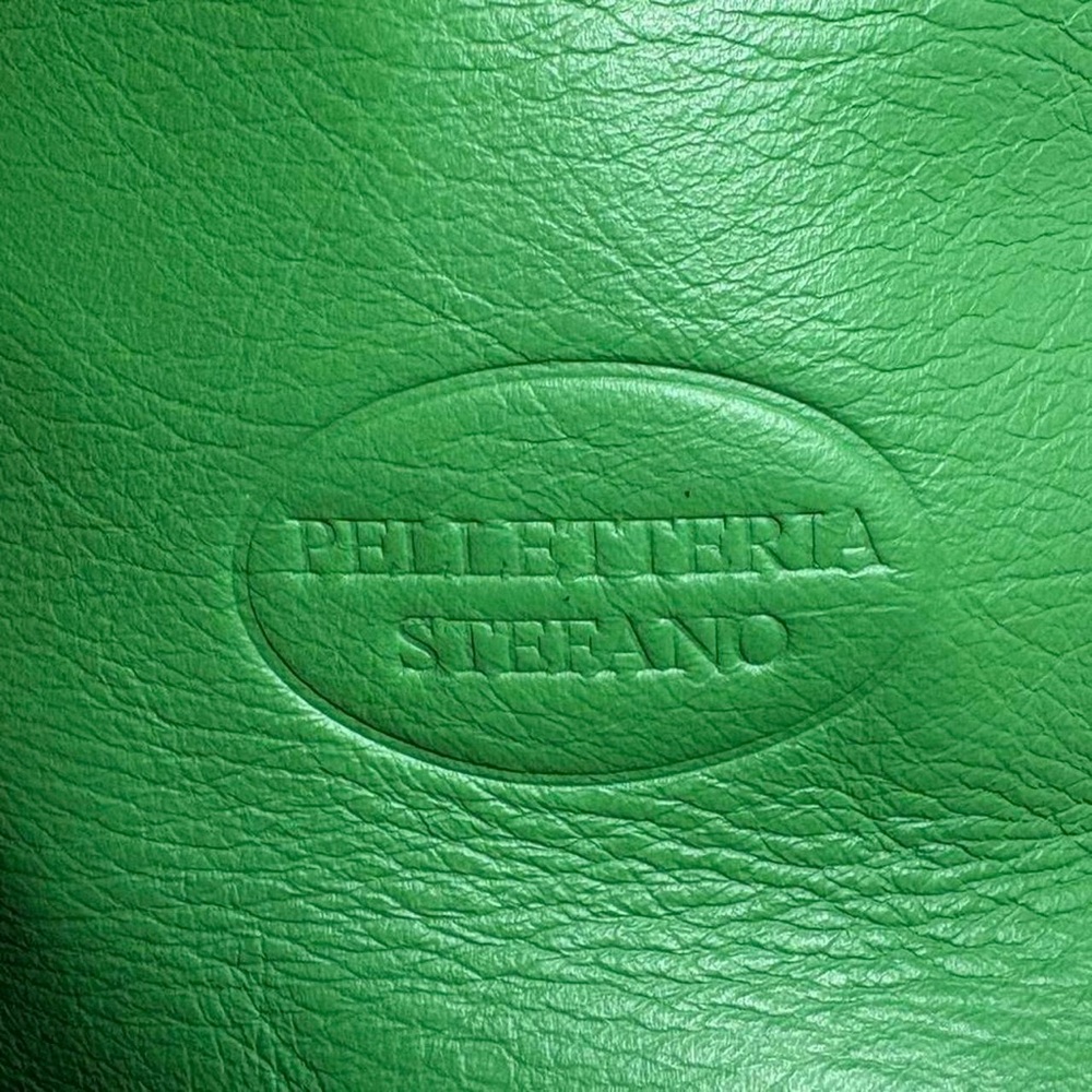 Stefano green leather purse with brown leather accents - Picture 3 of 7